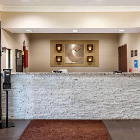 Comfort Inn & Suites Muncie Near University-2