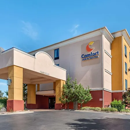 Comfort Inn & Suites Clinton - Jackson West-2