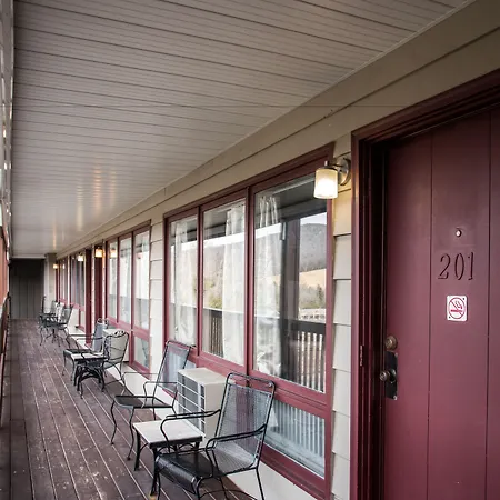 Cliff Dwellers Inn-3