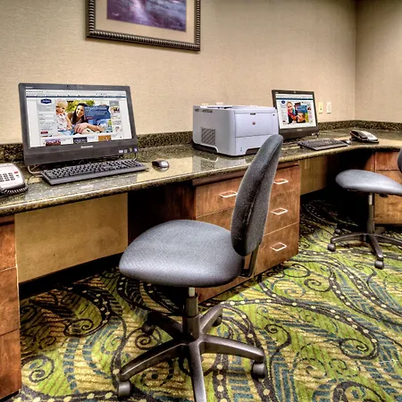 Hampton Inn Roanoke Rapids-3