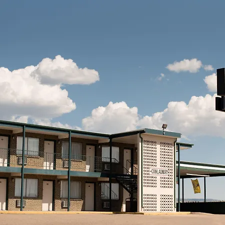 Motel 8 Laramie-3