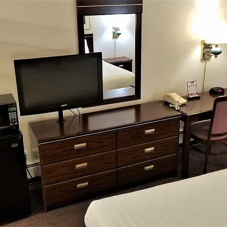 Motel 8 Laramie-2