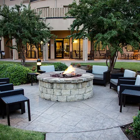 Courtyard By Marriott Norman-3