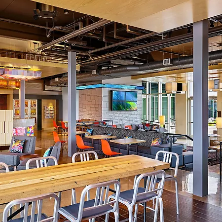 Aloft By Marriott Denver Airport At Gateway Park-3