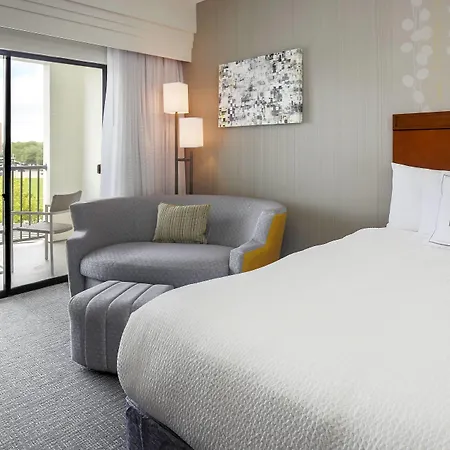 Courtyard By Marriott Dallas Arlington South-2