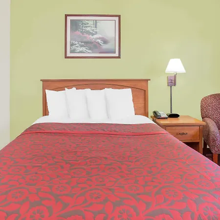 Days Inn By Wyndham Turlock-3