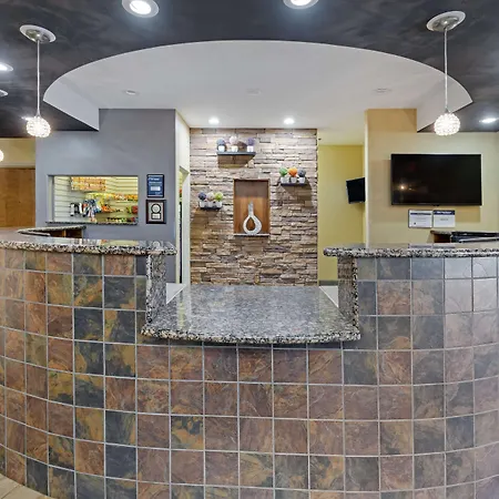 Best Western Plus Guymon Hotel & Suites-3