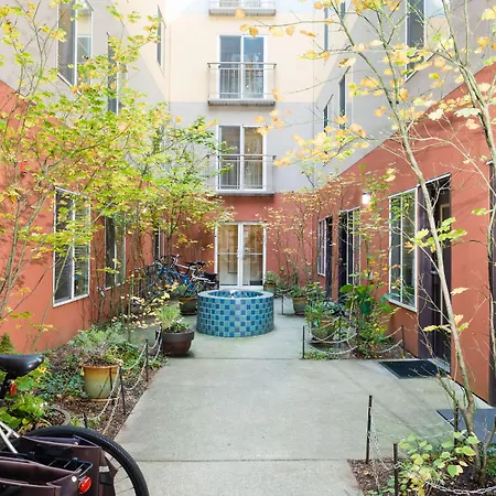 Belltown Inn-2