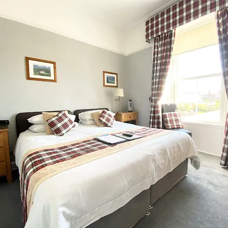 Daviot House-3