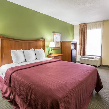Quality Inn Merchants Drive-2