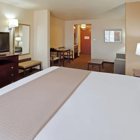Holiday Inn Express & Suites Dinuba West By Ihg-3