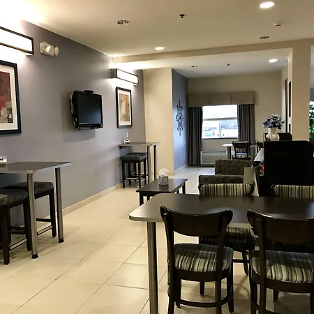 Microtel Inn And Suites Elkhart-3