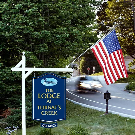 The Lodge At Turbat'S Creek-2