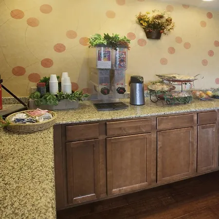 Americas Best Value Inn Waco - Franklin Avenue-2