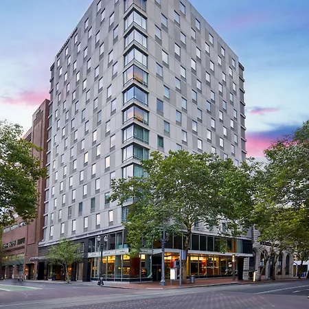 Courtyard By Marriott Portland City Center-2
