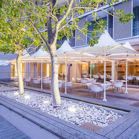 Aha Harbour Bridge Hotel & Suites-2