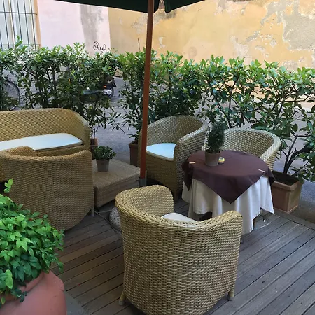 Albergo San Martino & Depandance-3
