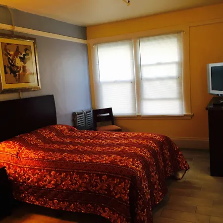 Aldrich Hotel-2
