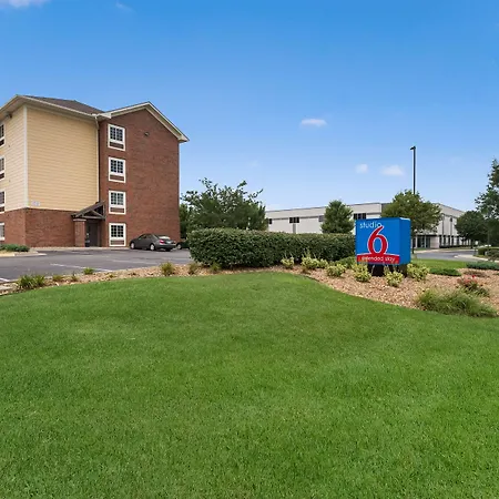 Studio 6 Lenexa - Overland Park-3
