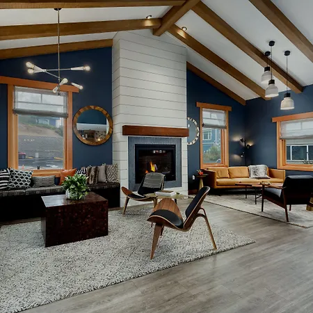The Coho Oceanfront Lodge-3