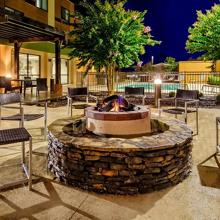 Courtyard By Marriott Troy-2