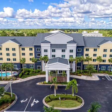 Fairfield Inn And Suites By Marriott Naples-2
