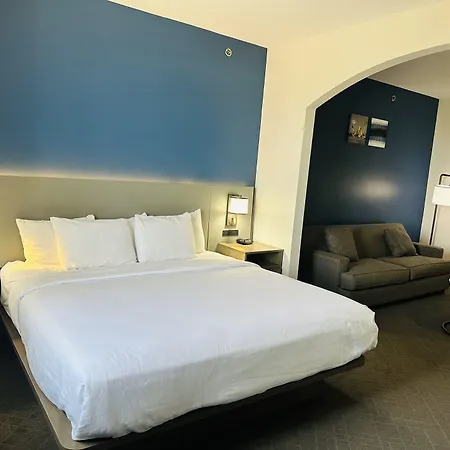Comfort Inn & Suites Wylie-3