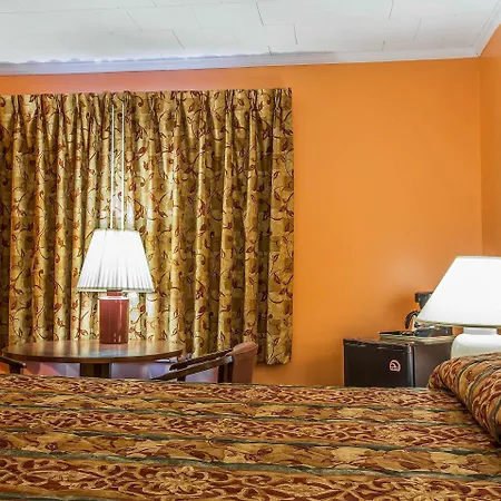 Rodeway Inn Lincoln I-93-2