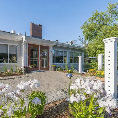 Rockport Inn And Suites-3