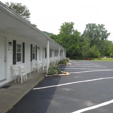 Villager Motel-2