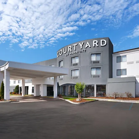 Courtyard By Marriott Johnson City-3