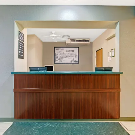 Super 8 By Wyndham Gurnee-3