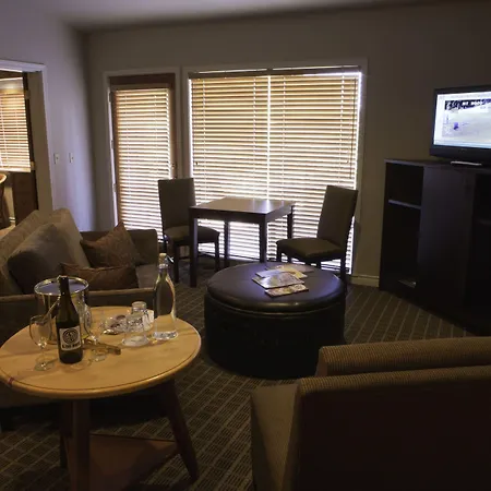 Pine Ridge Inn-3