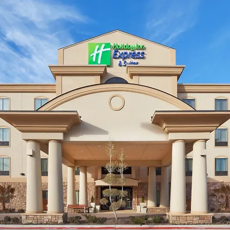 Holiday Inn Express & Suites - Denton North By Ihg-3