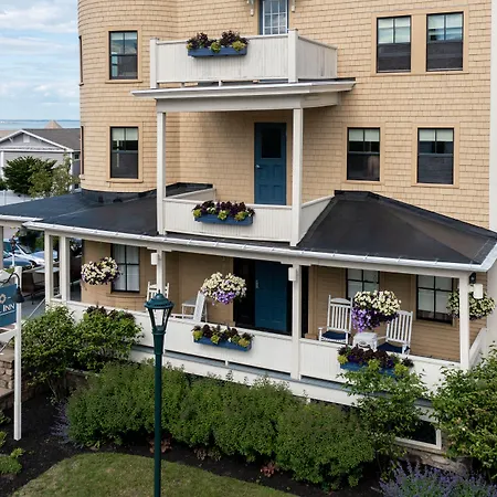 Colonial Inn-3