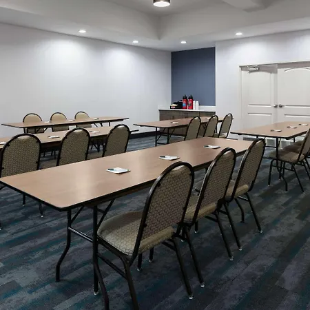 La Quinta Inn & Suites By Wyndham Ft Worth-Burleson-2
