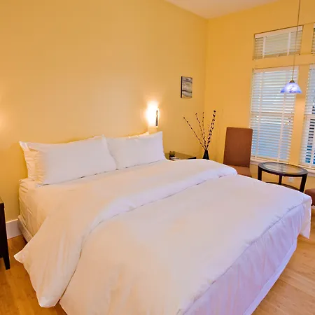 Pacific Blue Inn-3