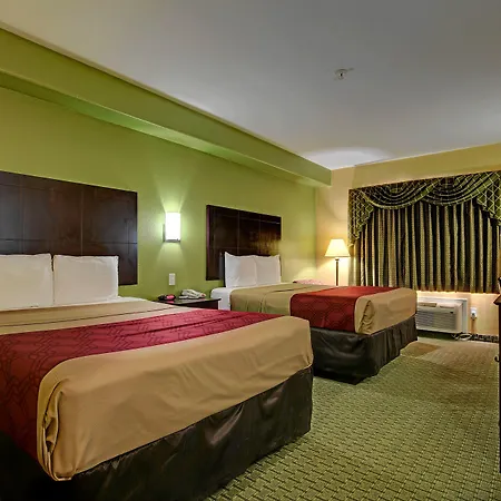 Magnolia Inn And Suites Olive Branch-3