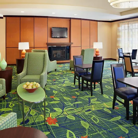 Fairfield Inn & Suites Lewisburg-3