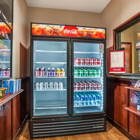 Best Western Plus Circle Inn-3