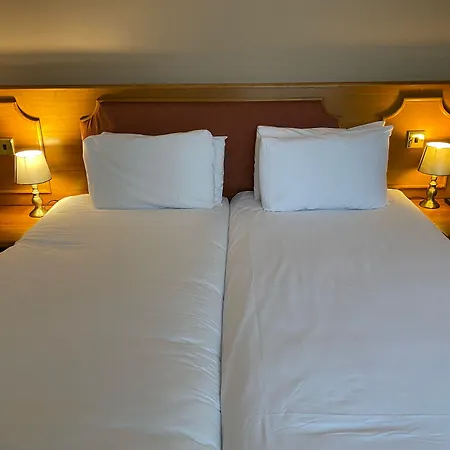 Brook Mollington Banastre Hotel & Spa-3