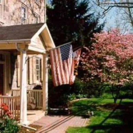 Wayside Inn Bed And Breakfast-2