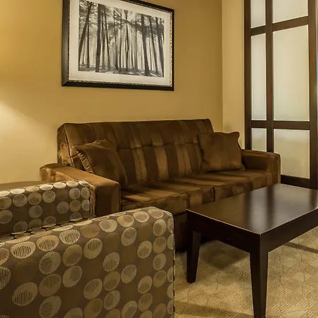 Comfort Suites Huntersville Near Lake Norman-2