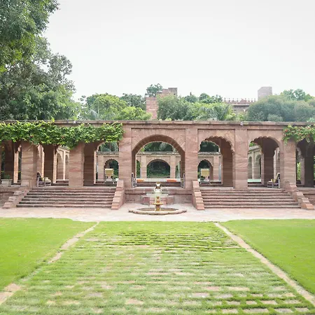 Welcomheritage Bal Samand Lake Palace-3