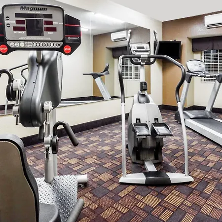 Microtel Inn & Suites By Wyndham Macon-3