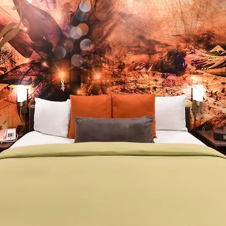 The Tangerine - A Burbank Hotel-2