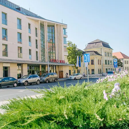 Corso Hotel Pecs-2