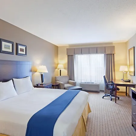 Holiday Inn Express & Suites Malone By Ihg-3