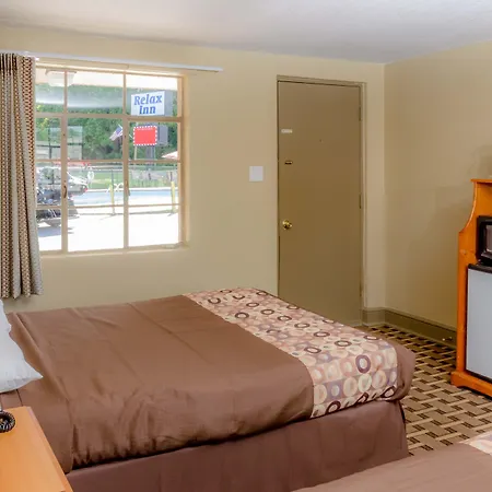 Relax Inn - Bryson City-2