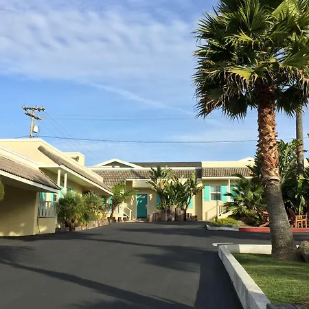 Beach Bungalow Inn And Suites-3